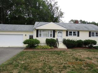 305 Wood St, Swansea, MA 02777