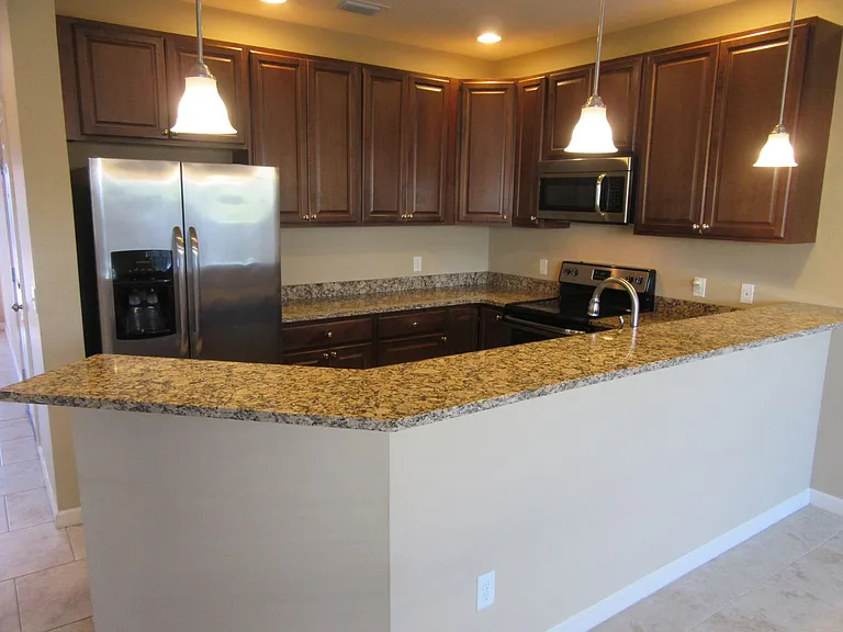 2407 Astrid Ln — Photo 3