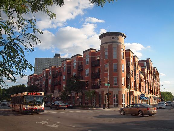 Pointe 1900 Residences