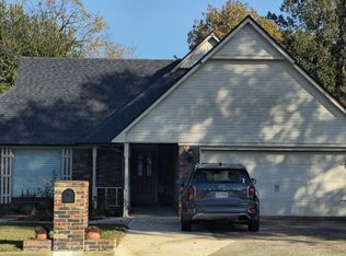 2805 S 100th St, Fort Smith, AR 72903