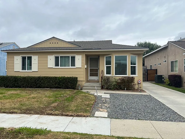 3928 Carfax Ave — Photo 2