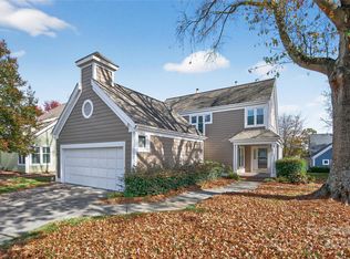 10317 Johns Towne Dr, Charlotte, NC 28210