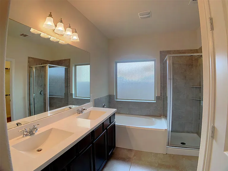 13911 Stripling Ln #22 — Photo 10