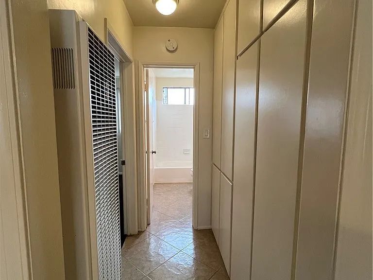535 E Hazel St #4 — Photo 10