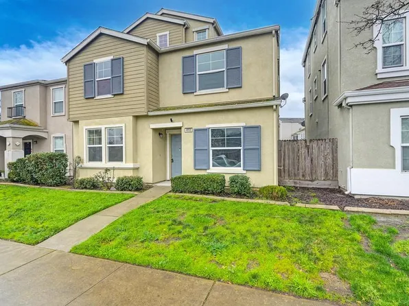 4950 Ehrhardt Ave, Sacramento, CA 95823