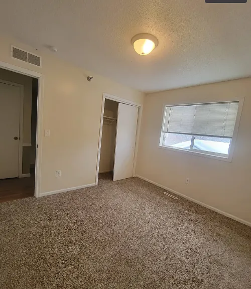 395 Van Dyke St — Photo 14
