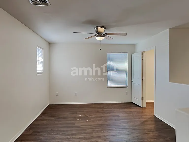 683 N Nestled Hummingbird Ln — Photo 9