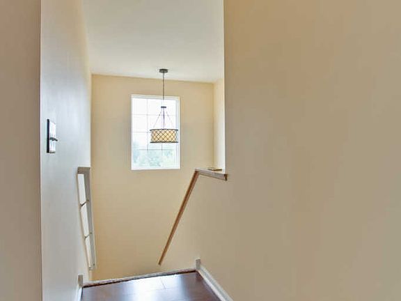 5th image of 327 Silverstone Dr #327