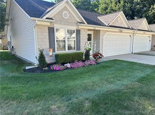 728 Rivers Edge Ln, Painesville, OH 44077