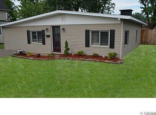 11 Lamson Rd, Buffalo, NY 14223