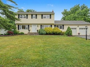 25 Lord Stirling Dr, Parsippany-Troy Hills Twp., NJ 07054