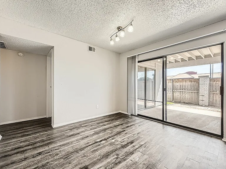 Rise Spring Pointe — Photo 164