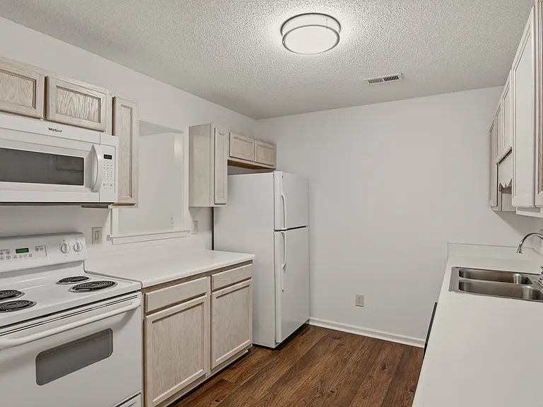 7149 W Friendly Ave #D — Photo 5