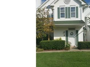 142 Vista Ct #5A, North Olmsted, OH 44070