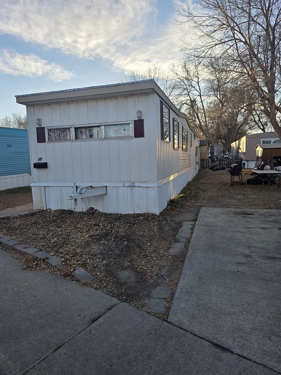Building Photo - 10 9th Ave #15