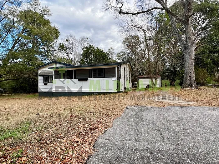 135 Rivelon Rd — Photo 1