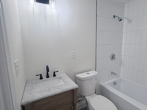 3rd image of 10-10A Kendall St #1