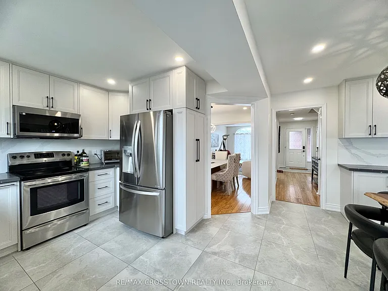 25 Nicole Marie Ave — Photo 5