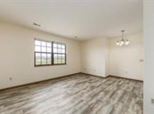 28 Scioto Dr #F, Heath, OH 43056