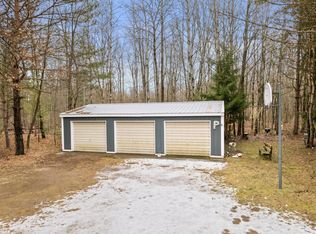 9313 Buchanan Rd, Mecosta, MI 49332