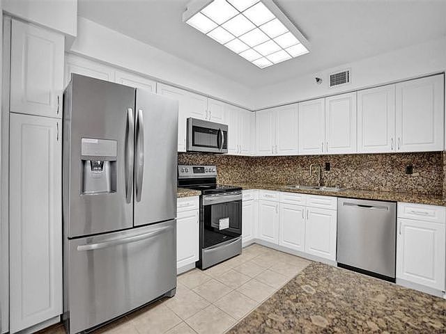 1st image of 3530 Mystic Pointe Dr APT 1812