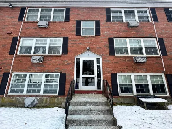 9 Tara Dr Unit 4, Weymouth, MA 02188