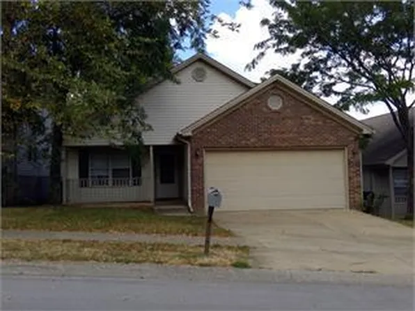657 Hugging Bear Dr, Lexington, KY 40509