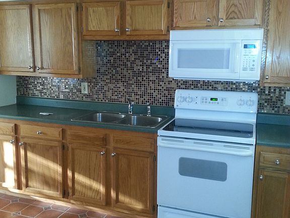 2nd image of 4982 Schroer Ave