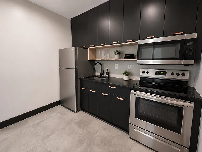 1169 Hoe Ave #4C — Photo 4