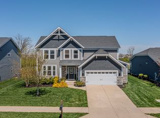 6472 Treeline Ln, McCordsville, IN 46055