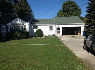 109 W Walker St, Rolling Prairie, IN 46371