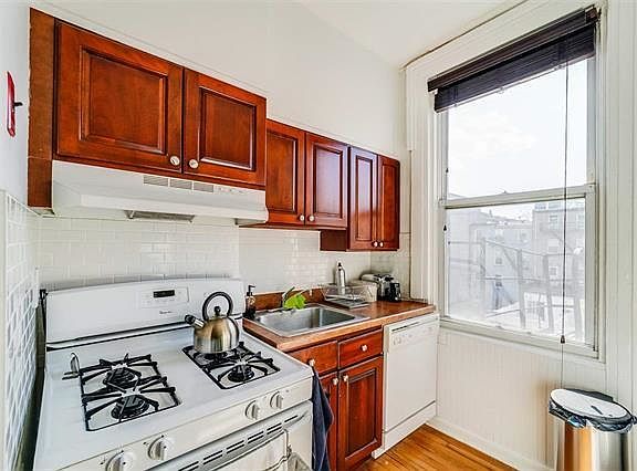 3rd image of 234 Garden St