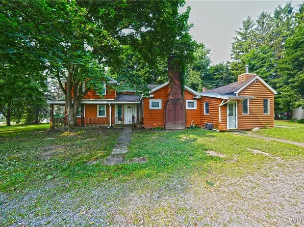 4780 Clark St, Hamburg, NY 14075