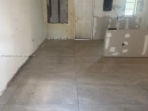 125 NW 122nd St, North Miami, FL 33168