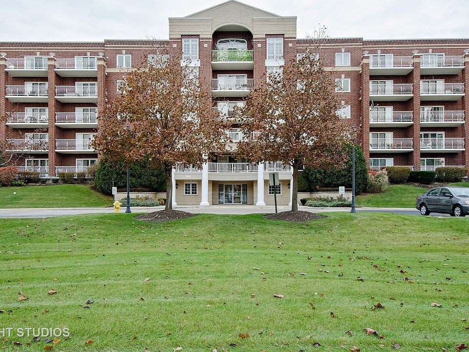 1st image of 7051 W Touhy Ave