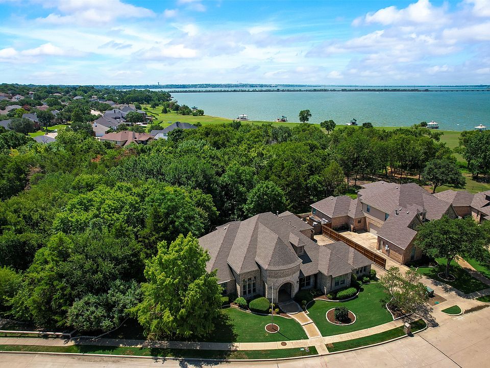 1st image of 2345 Lake Forest Dr
