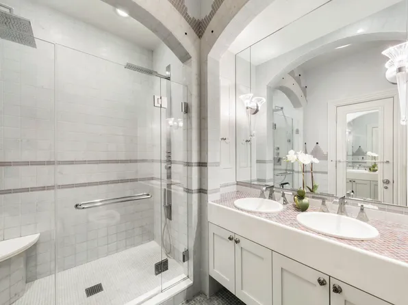 470 Park Avenue image 6 of 10