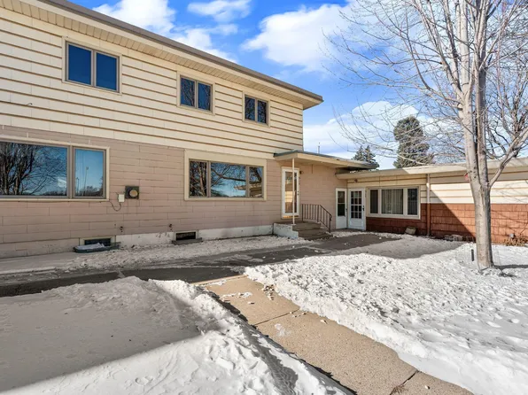 315 14th St NW, Austin, MN 55912