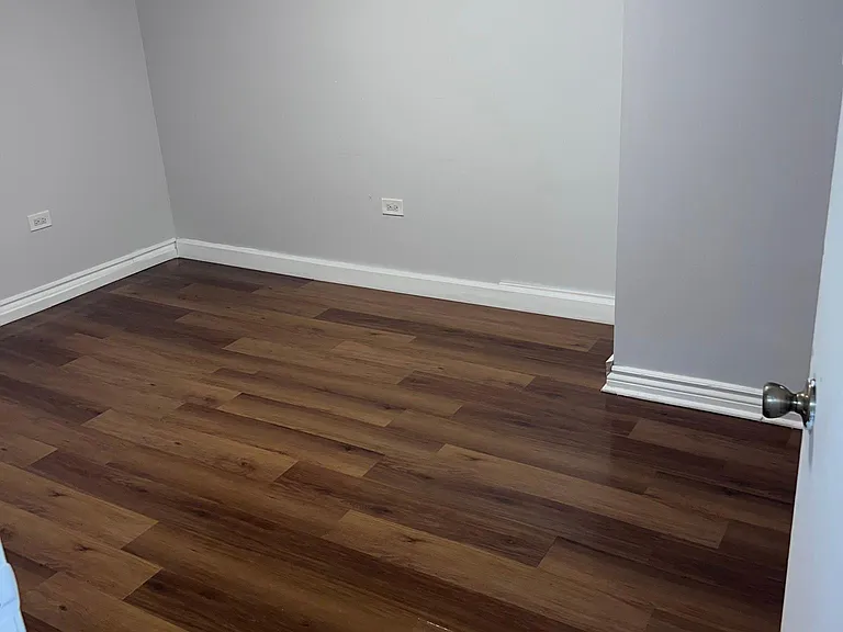 5741 N Artesian Ave #G — Photo 6