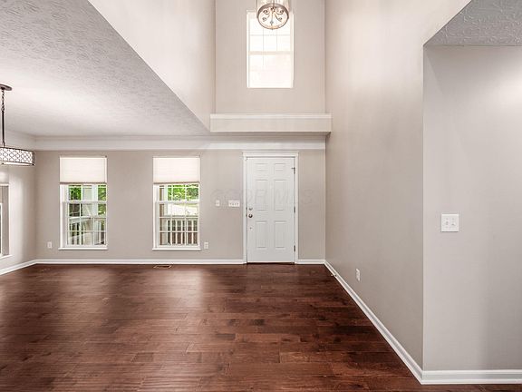 5th image of 5560 Tayside Cir