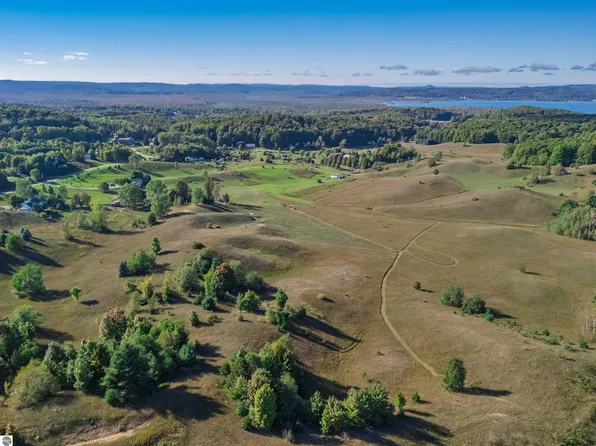 5775 E Lincoln Rd, Cedar, MI 49621