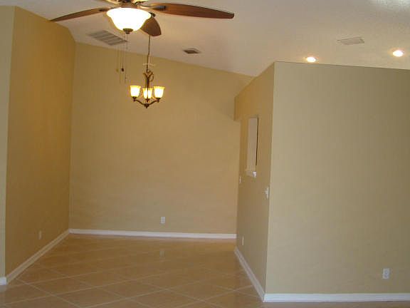 3rd image of 7855 118th St