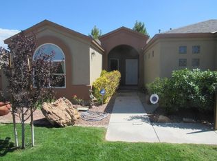 1316 Monterrey Rd NE, Rio Rancho, NM 87144