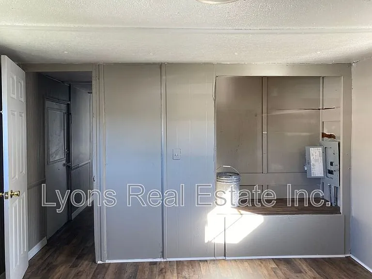 4900 Tice St #5 — Photo 15