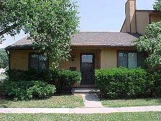 2nd image of 5074 Breezeway Dr