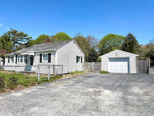 34 Tevyaw Rd Photo 1