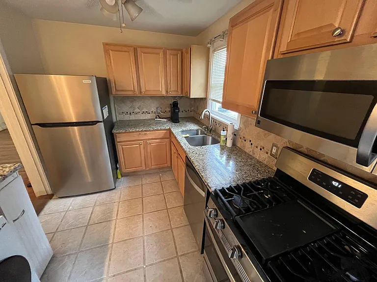 8516 Wetherly Dr — Photo 14