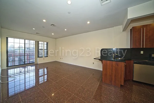 Rented by Sterling Realty Plus Inc | media 38