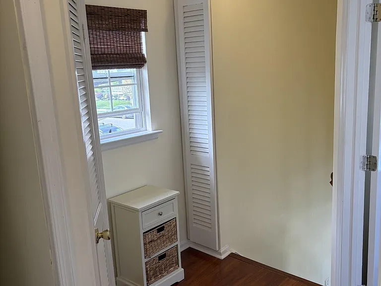520 3rd Ave — Photo 12
