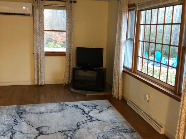 (undisclosed Address)